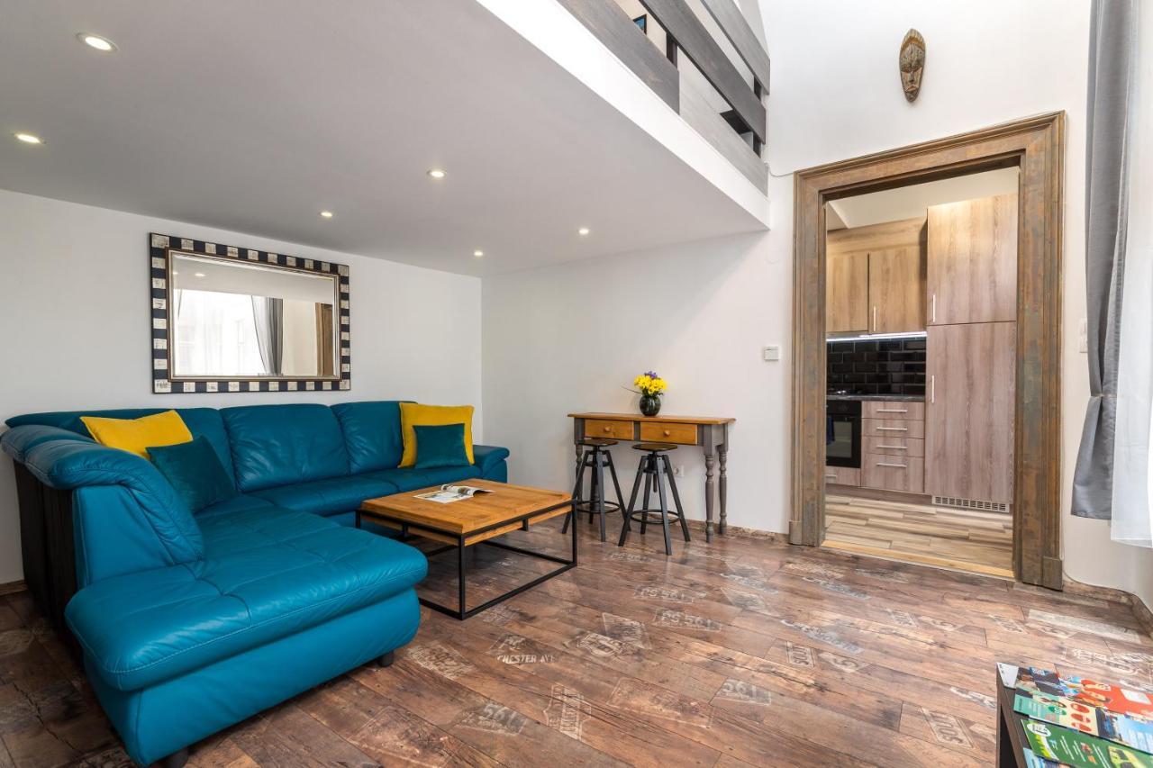 Astoria Blue Apartment Будапеща Екстериор снимка